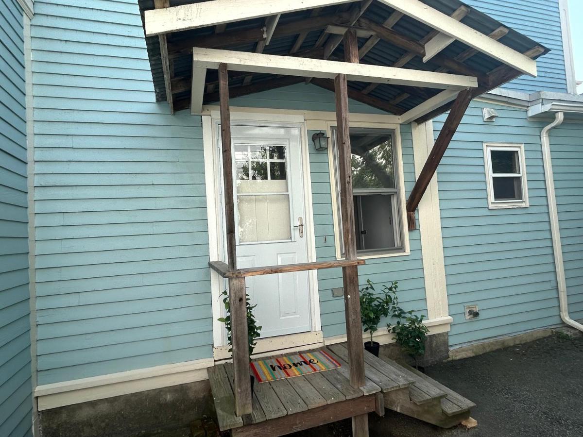Traveler'S Den In Medford Apartment Екстериор снимка