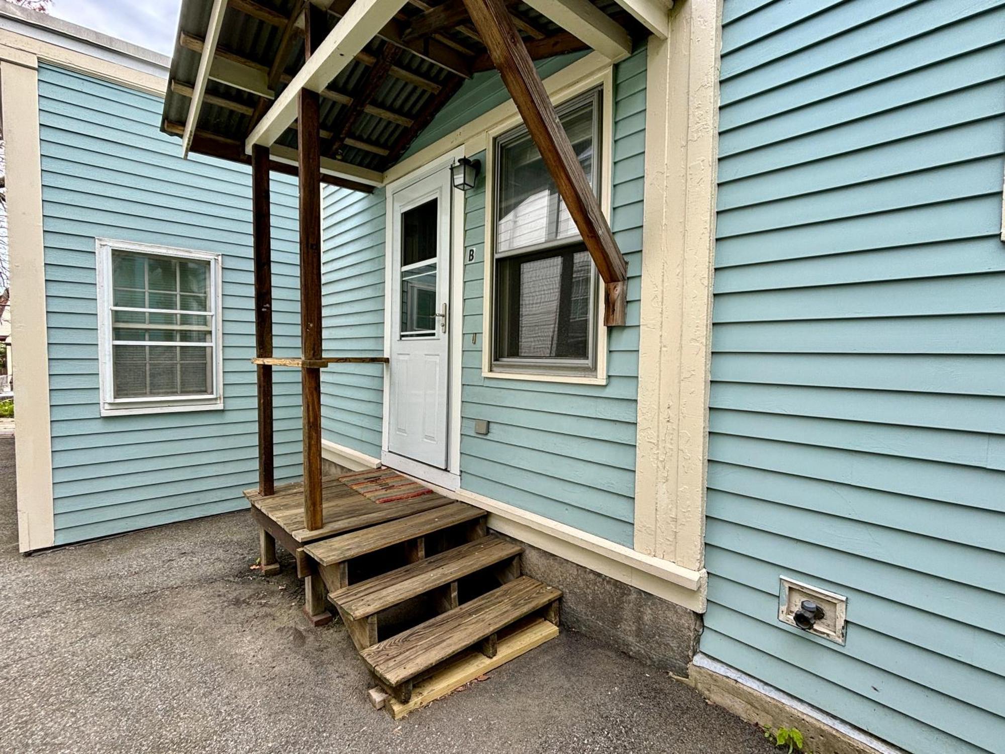 Traveler'S Den In Medford Apartment Стая снимка