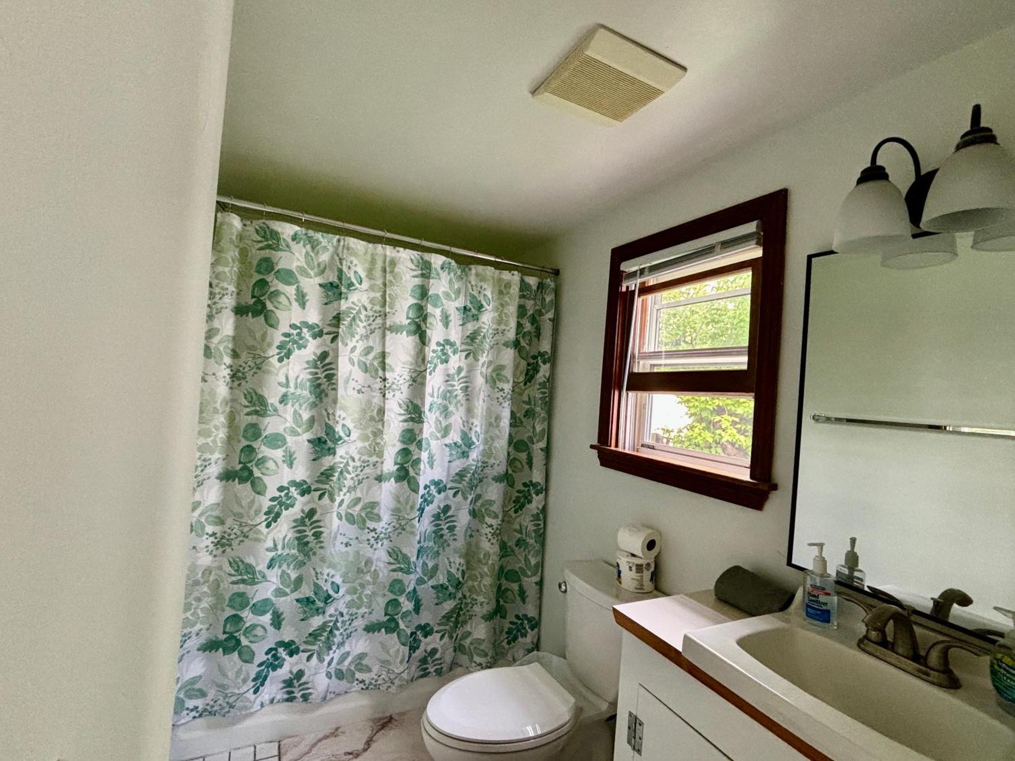 Traveler'S Den In Medford Apartment Екстериор снимка